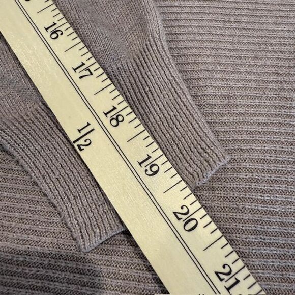 Ella Moss Mauve Ribbed Knit Tunic Sweater V-Neck Long Sleeve Size Medium - Picture 11 of 12